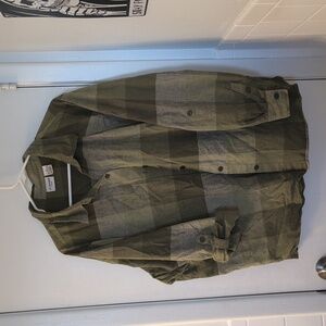 Liz Baker 2x Green Plaid Linen Shirt